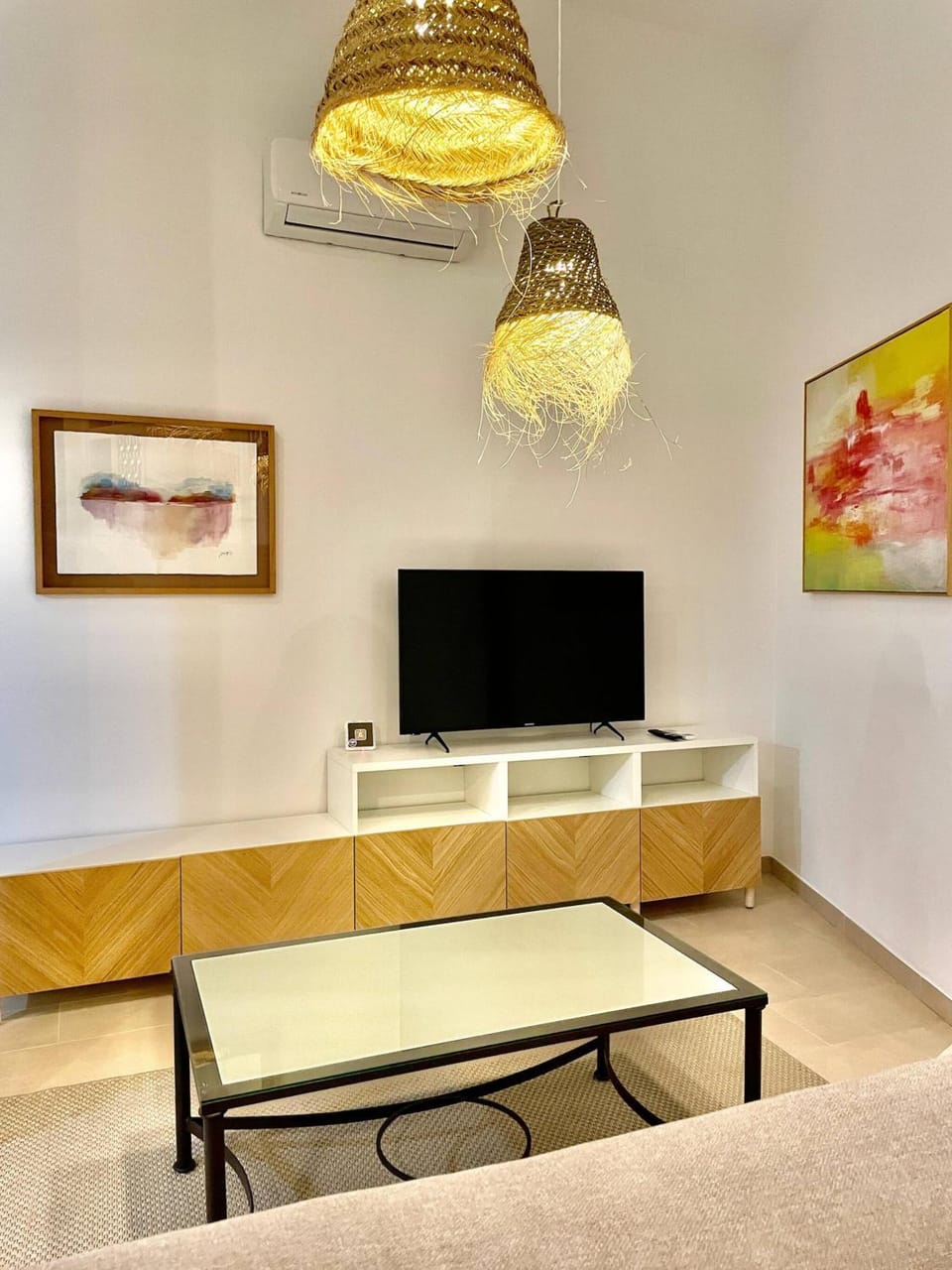 Communal lounge/ TV room, Living room