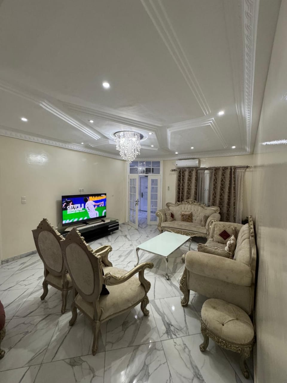 App 1 Residence Luxury Apartment in Dakar