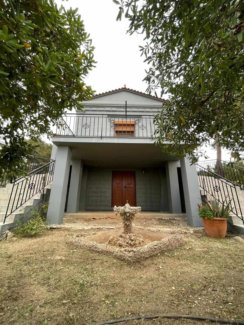 Property building, Garden, Garden, Garden view