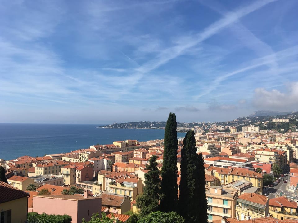 Property building, Nearby landmark, Day, Natural landscape, Balcony/Terrace, City view, Sea view