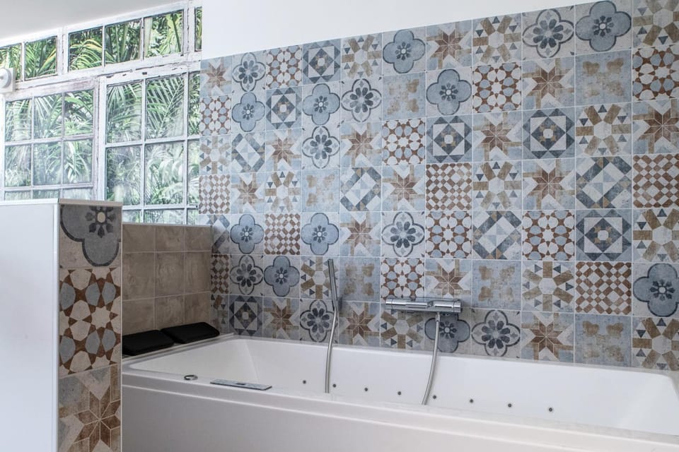 Bathroom, Spa and wellness centre/facilities, Bath