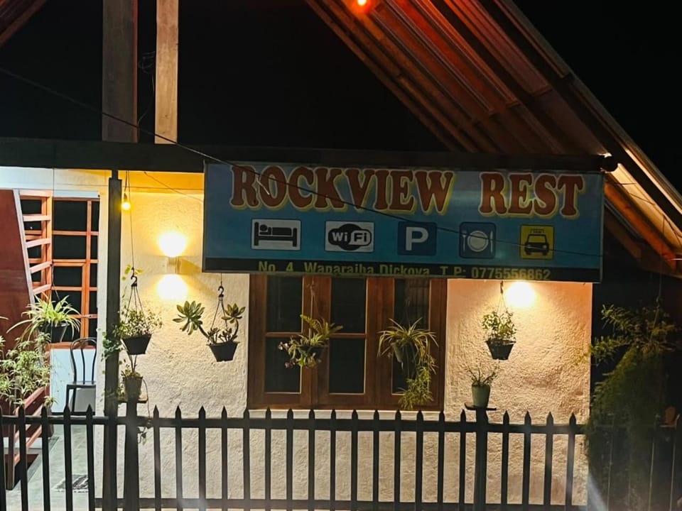 Rock View Rest Hatton Inn in Central Province