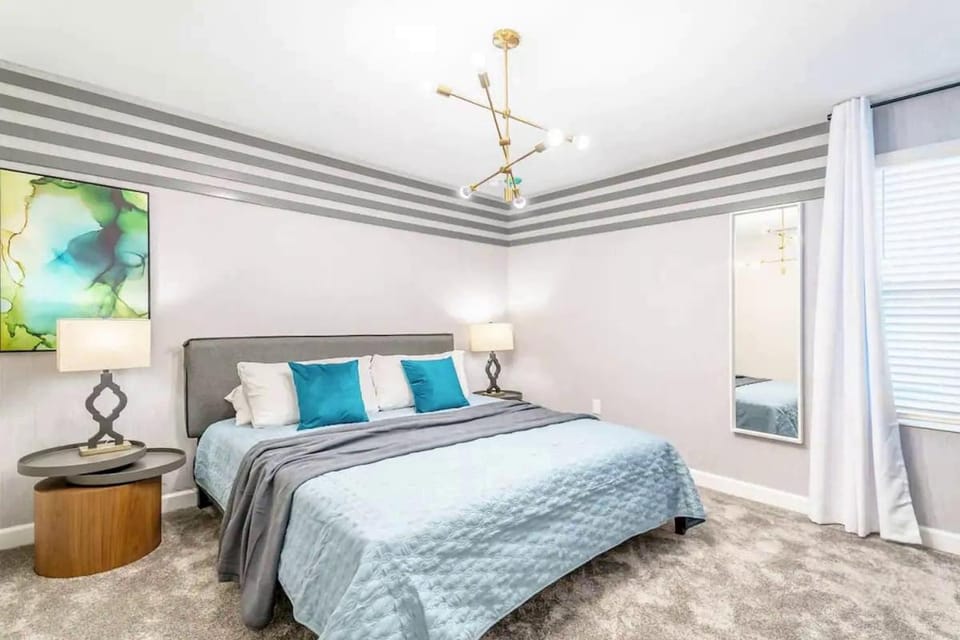 FLASH SALE Pvt Pool and Spa Home at Storey Lake House in Kissimmee