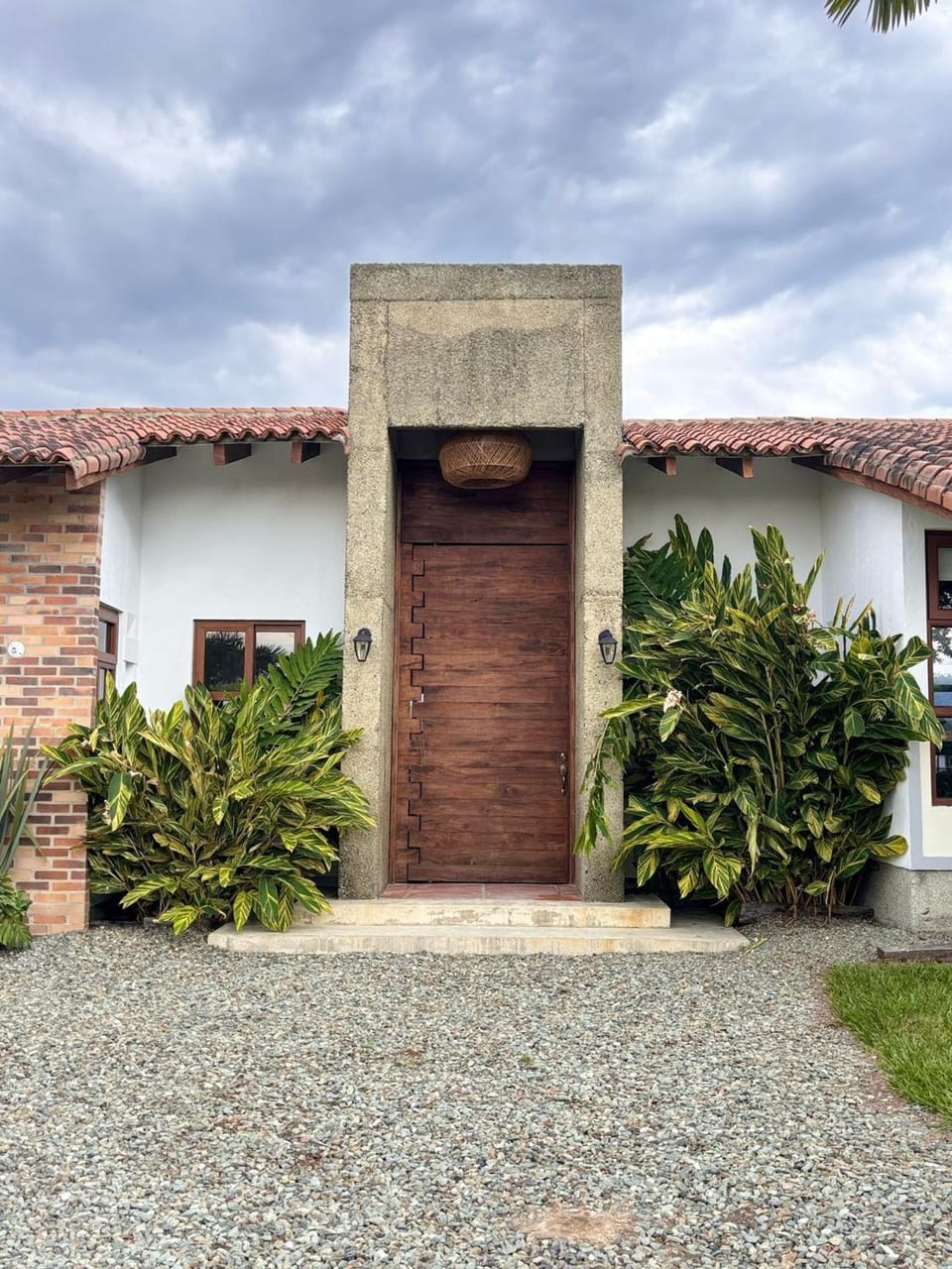 Facade/entrance