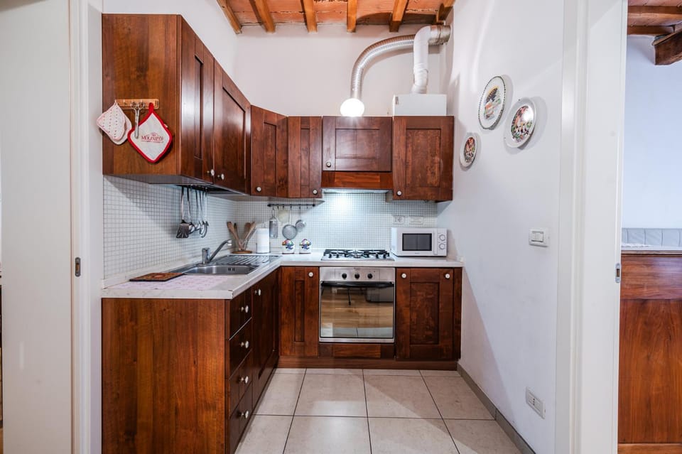 Il Campanile - Free WiFi & Private Parking Apartment in Emilia-Romagna