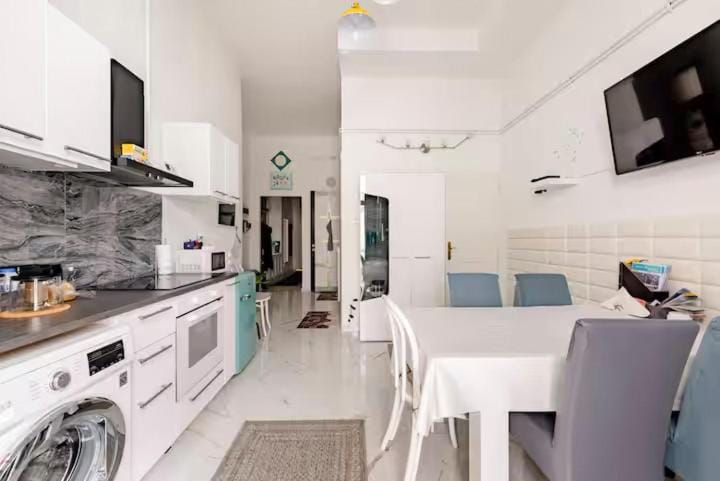 TV and multimedia, Communal kitchen, Meals, oven, pet friendly, stove, washing machine, kitchen
