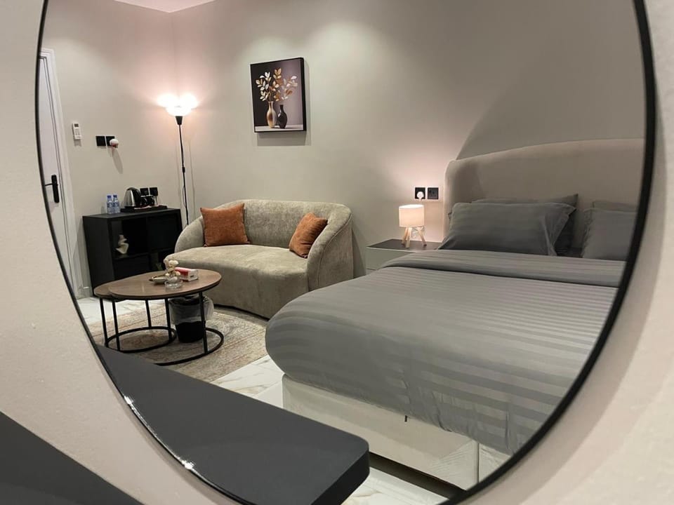 Living room, Photo of the whole room, Bedroom