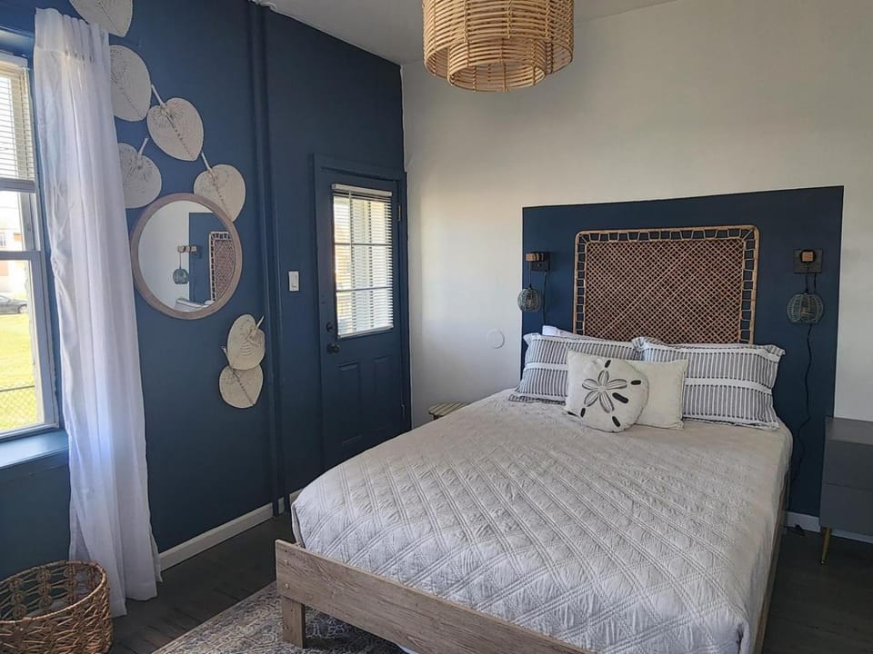 Seaside Suite- Cozy 1 BR by the Beach & Casinos House in Atlantic City