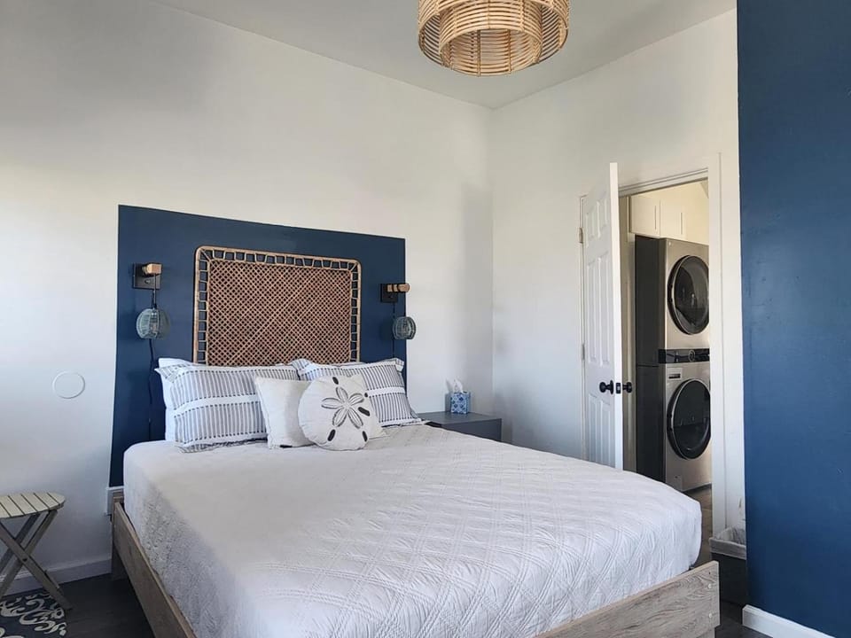 Seaside Suite- Cozy 1 BR by the Beach & Casinos House in Atlantic City