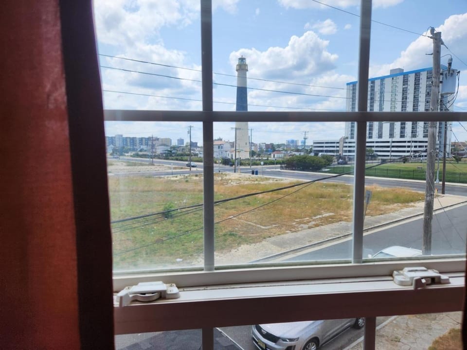 Seaside Escape-4BR, Near Casino, Beach & Boardwalk House in Atlantic City