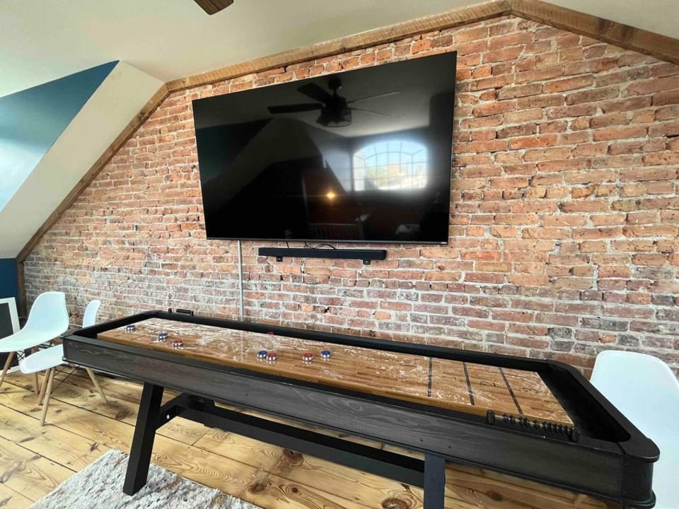 Blue Anchor Estate-BEACH BLOCK in the Orange Loop House in Atlantic City