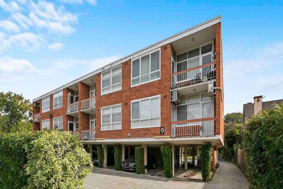 Domi Rentals - The Meadow Gardens Apartment in Melbourne