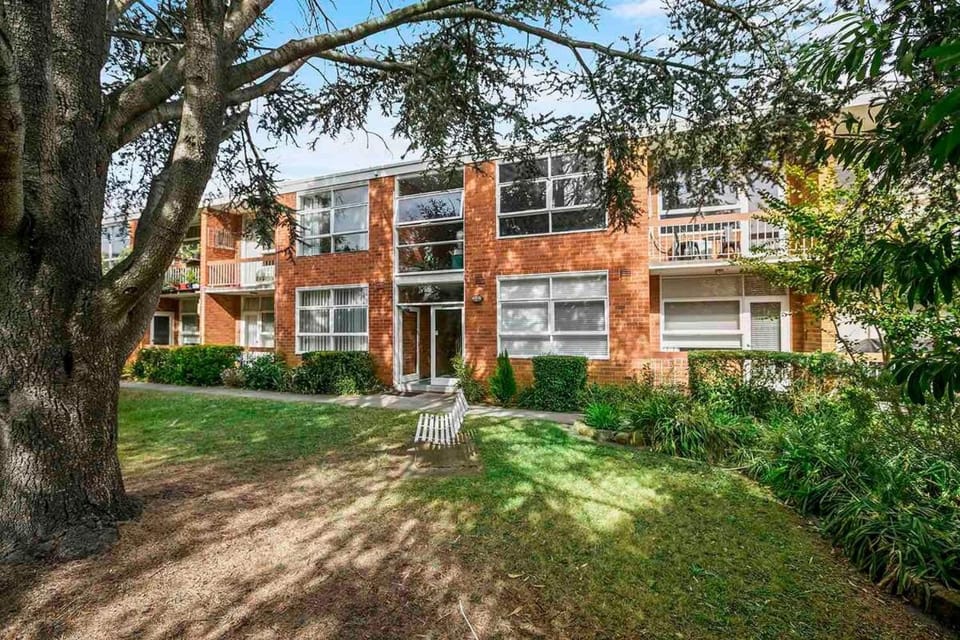 Domi Rentals - The Meadow Gardens Apartment in Melbourne