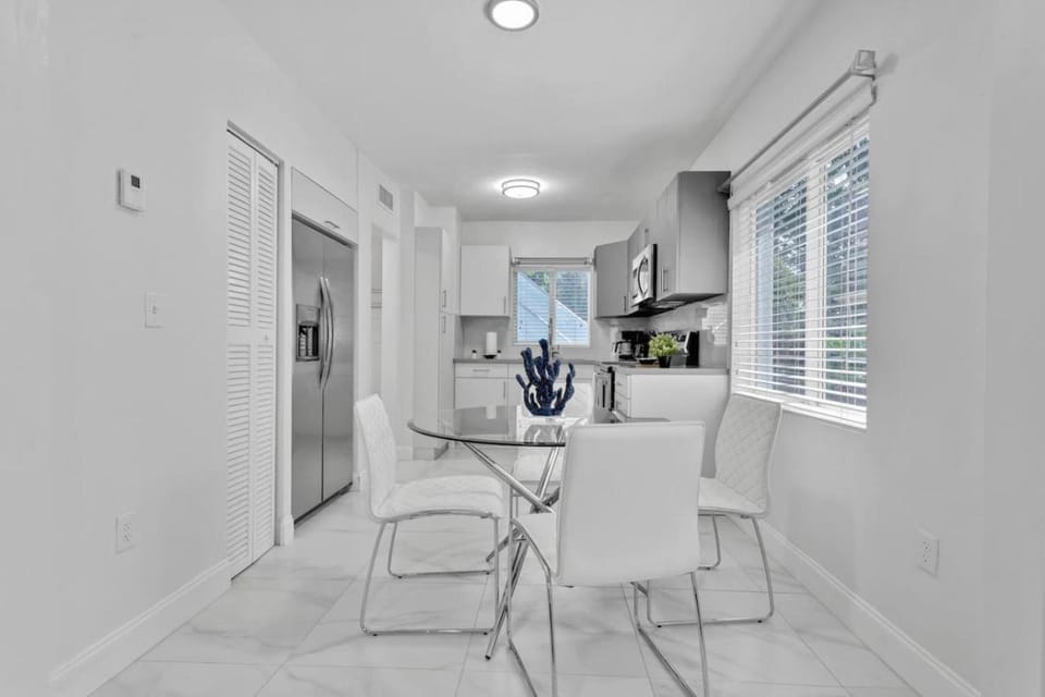 Celeste House Enjoy Caribbean 2BR APT Apartment in Miami
