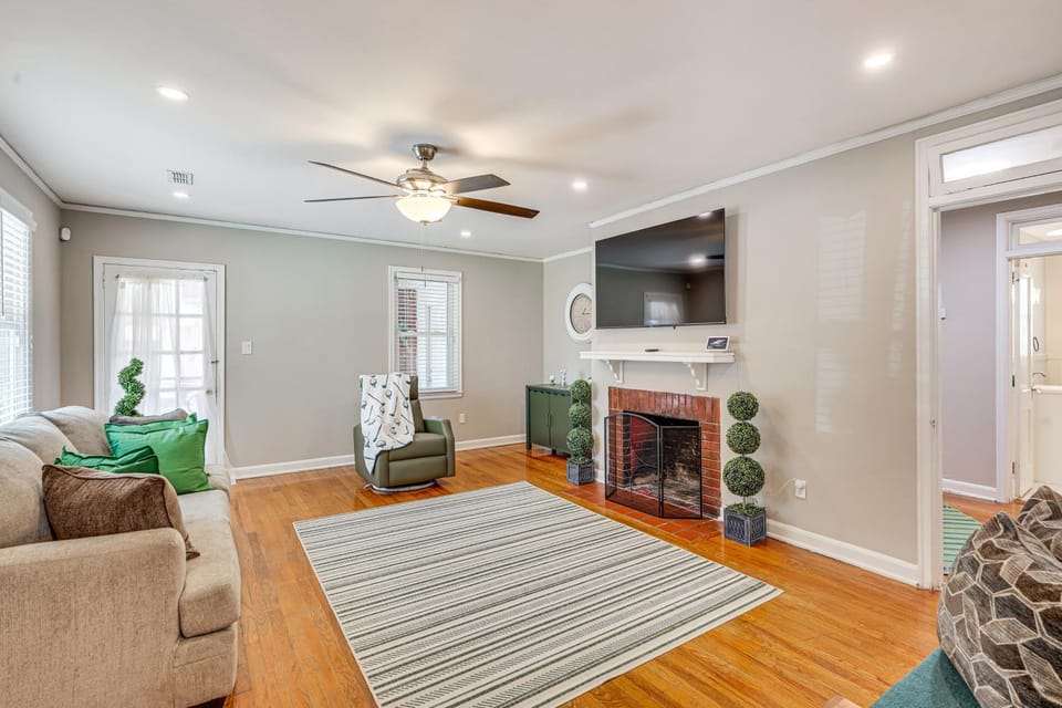 Walkable Masters Hub! 2 Miles to Augusta National House in Augusta