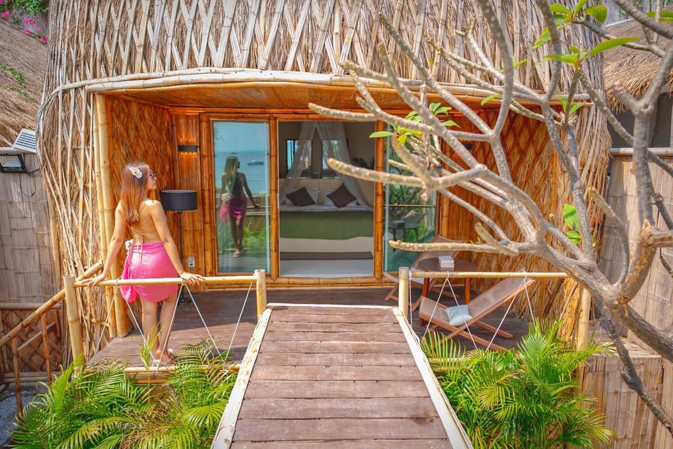 Bamboo Villa Koh Larn Hotel in Chon Buri Changwat