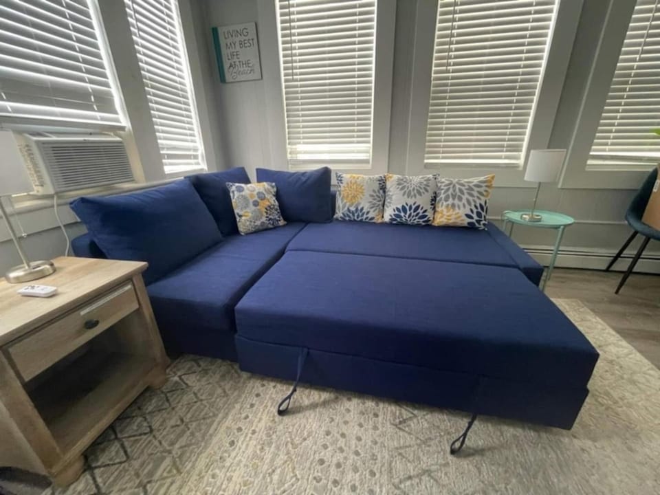Beachcrest- Easy Walk to Tropicana & Casinos! House in Atlantic City