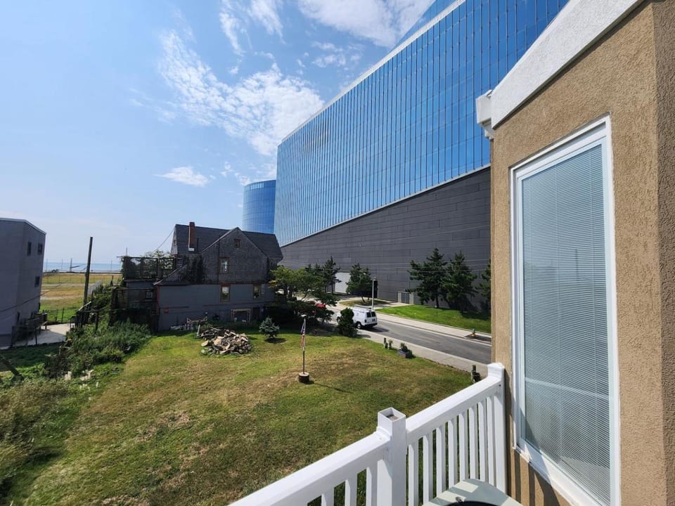 Ocean Pearl-Beach block, Quick stroll to Boardwalk House in Atlantic City