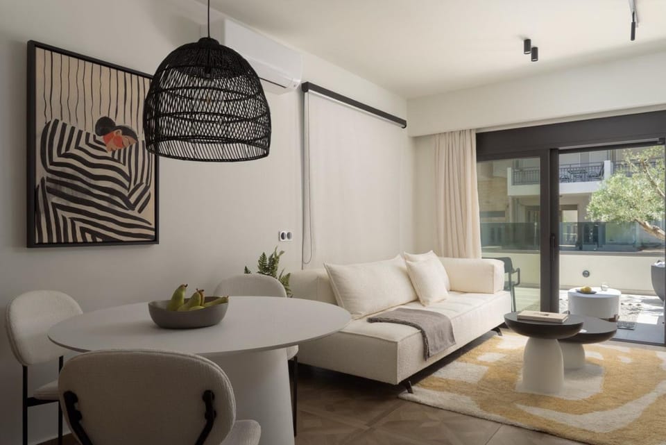 Living room, Seating area, air conditioner