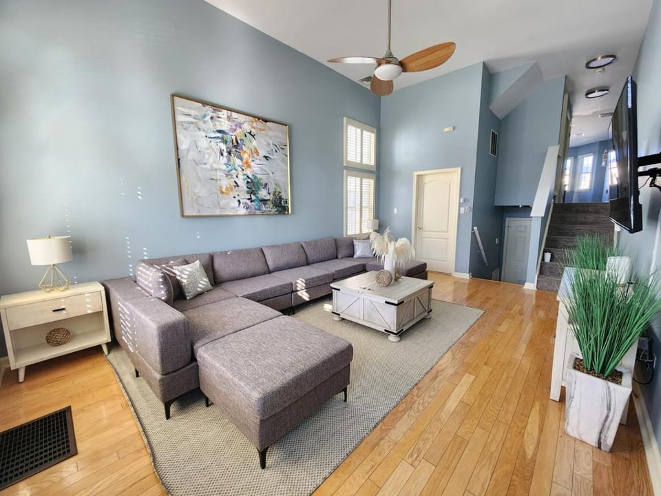 Luxury By The Ocean-1 Block from Inlet Boardwalk House in Brigantine