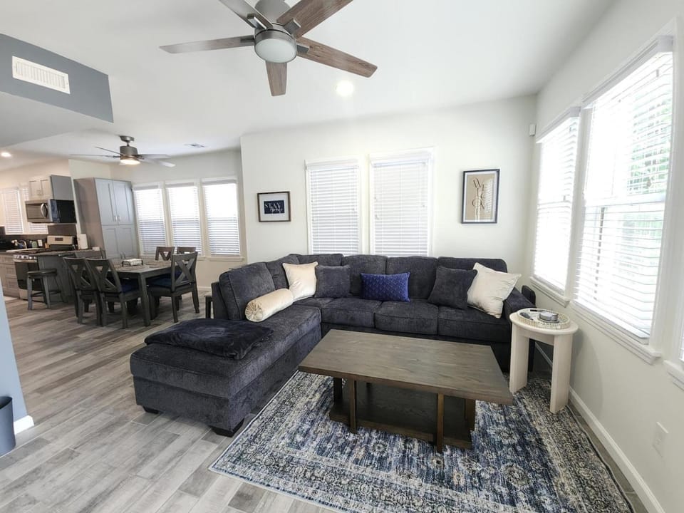 Neat Retreat-Comfortable & Cozy 2 BR,Close to all! House in Atlantic City