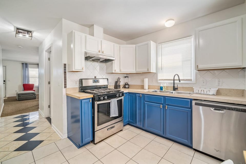 Sands Retreat-Cozy!Close to Ocean Casino & Beach! House in Atlantic City
