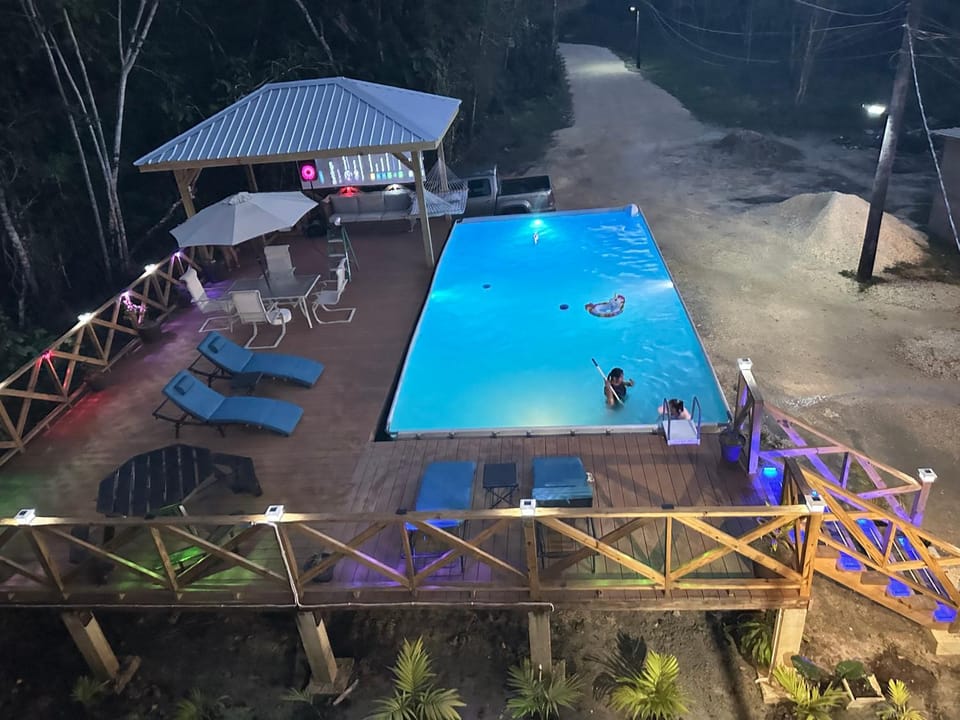 Swimming pool
