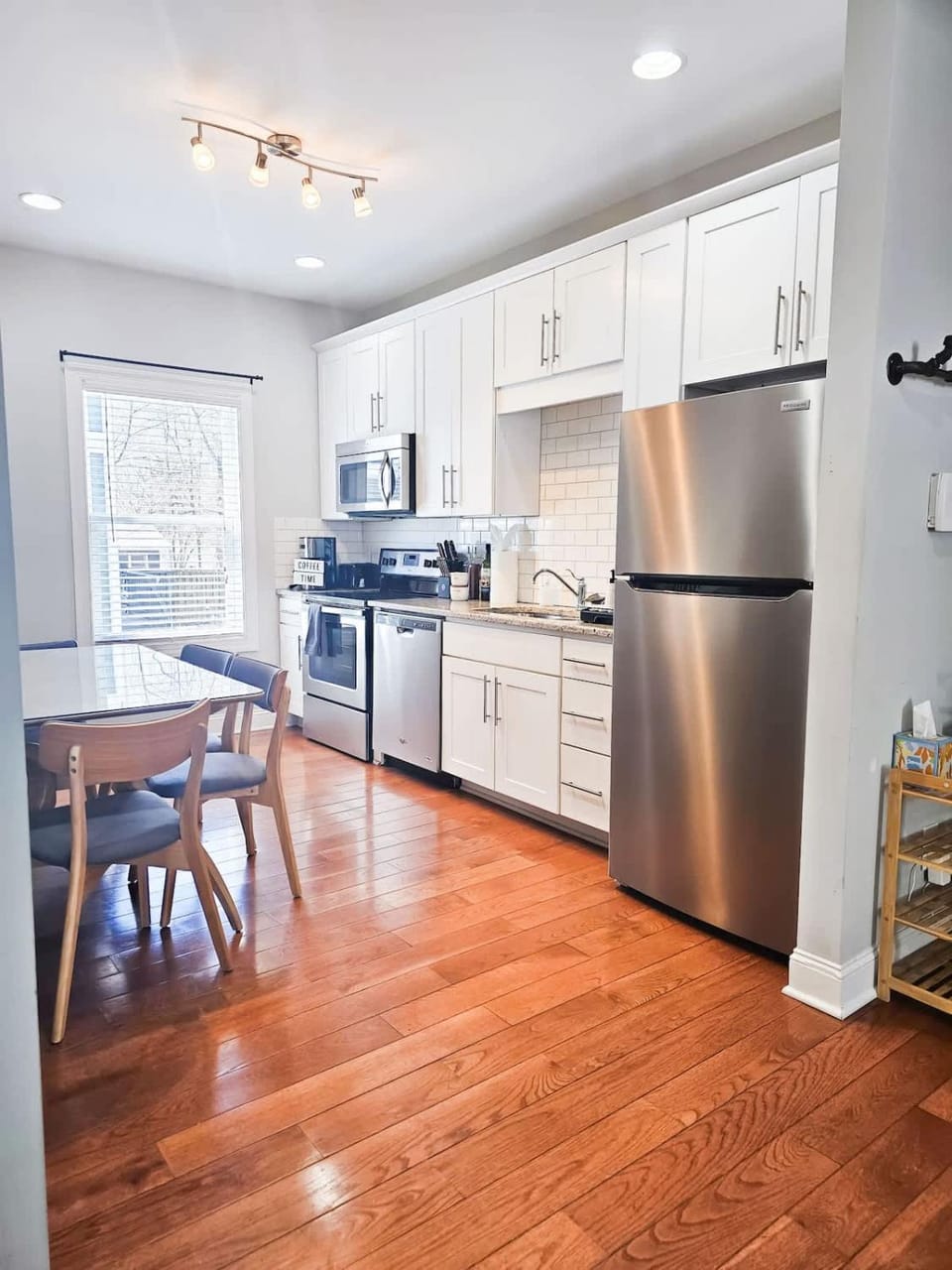4 Minutes to UNC - 7 Minutes to Carrboro - En-Suite Bathrooms House in Chapel Hill