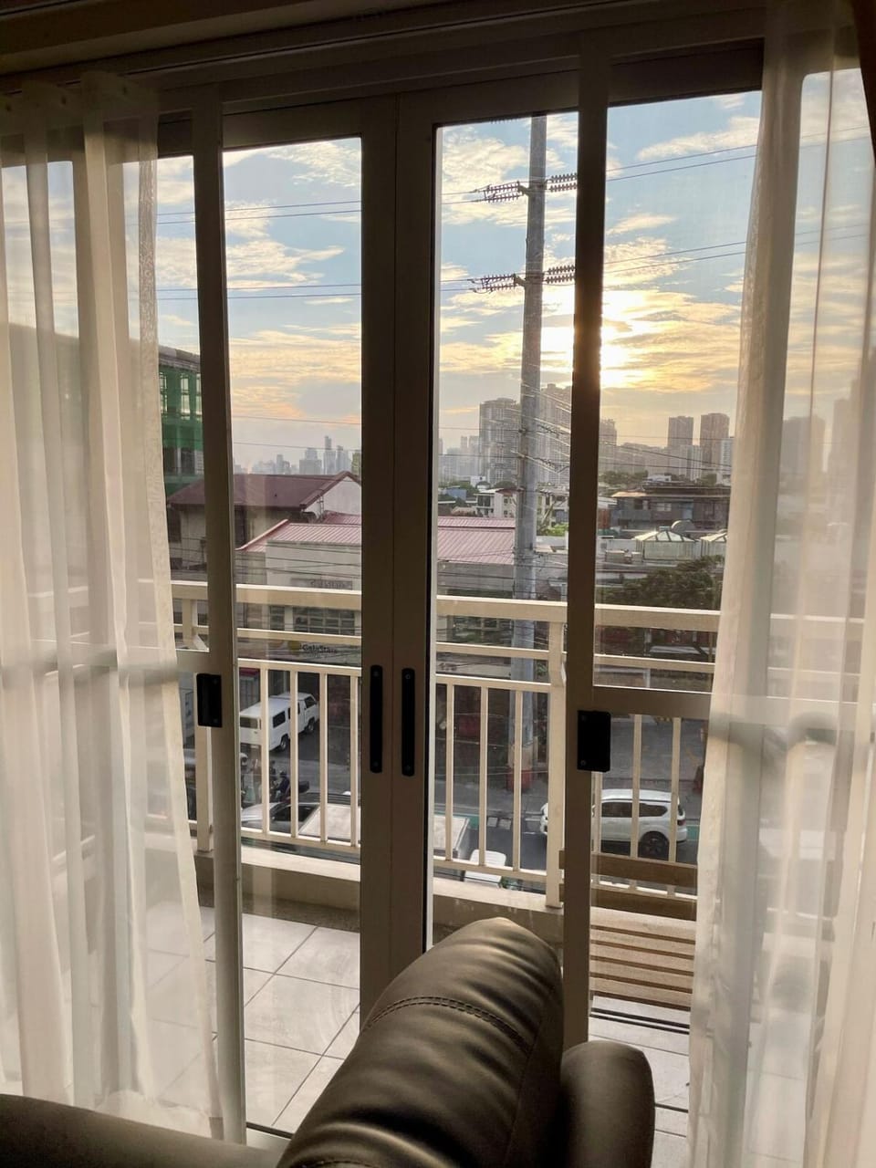 View (from property/room), Balcony/Terrace, Living room, Seating area
