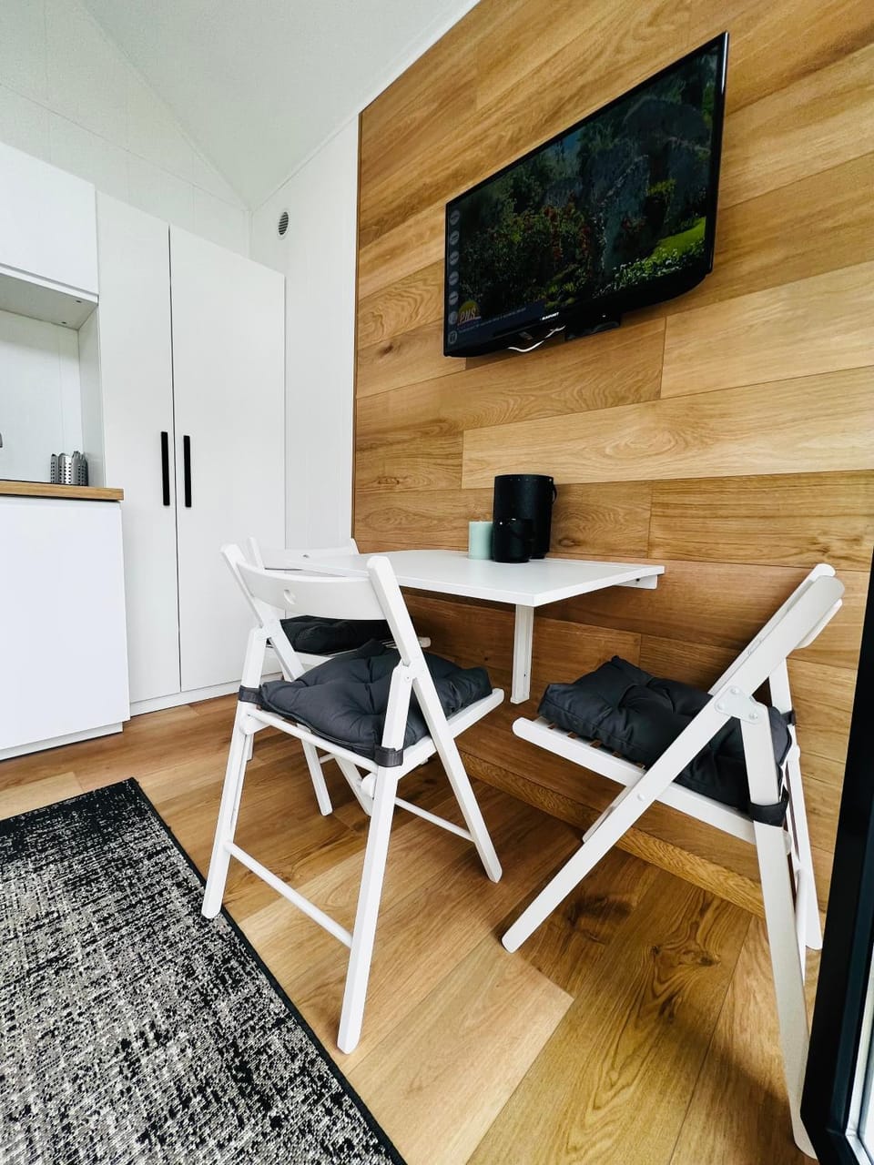 Communal lounge/ TV room, TV and multimedia, Living room
