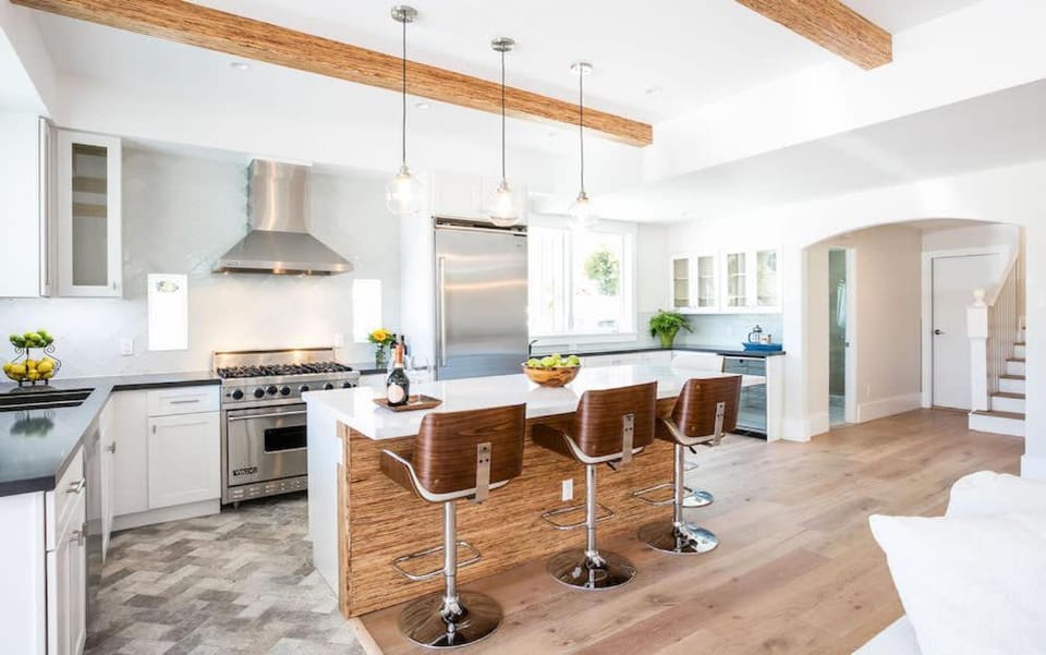 A True Vacation Masterpiece House in Corona Del Mar