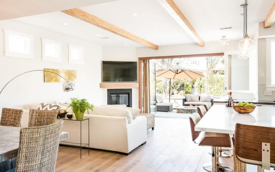 A True Vacation Masterpiece House in Corona Del Mar