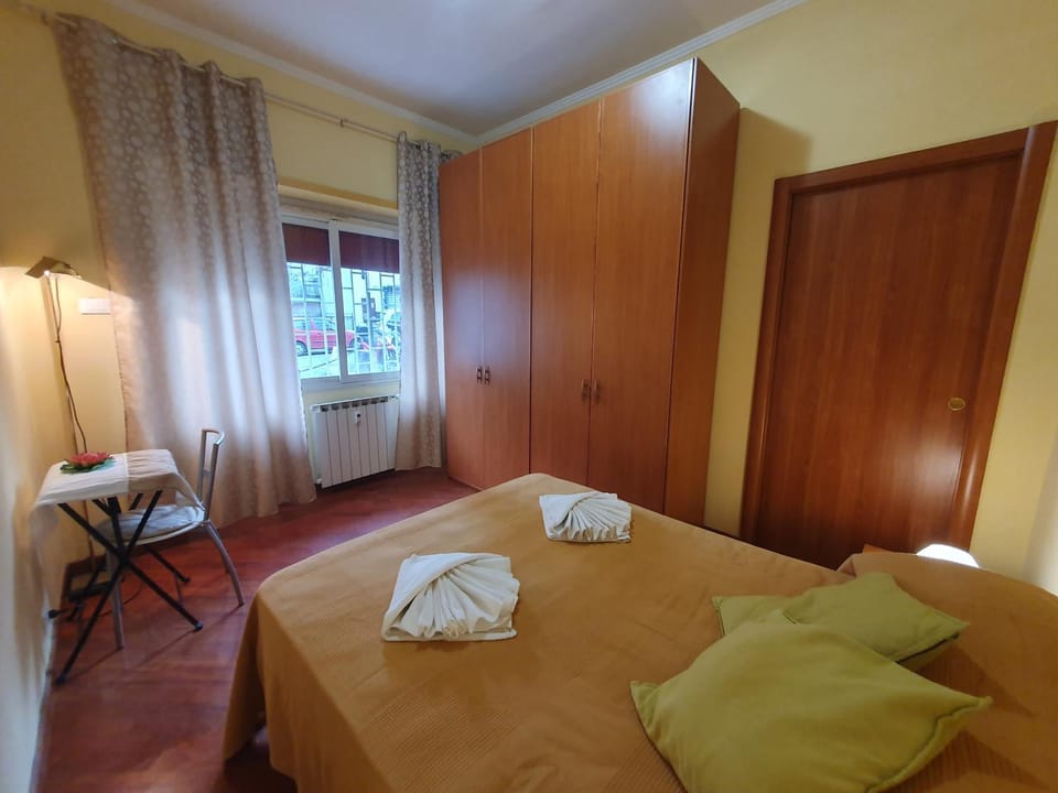 Bed, Photo of the whole room, Bedroom, towels, wardrobe