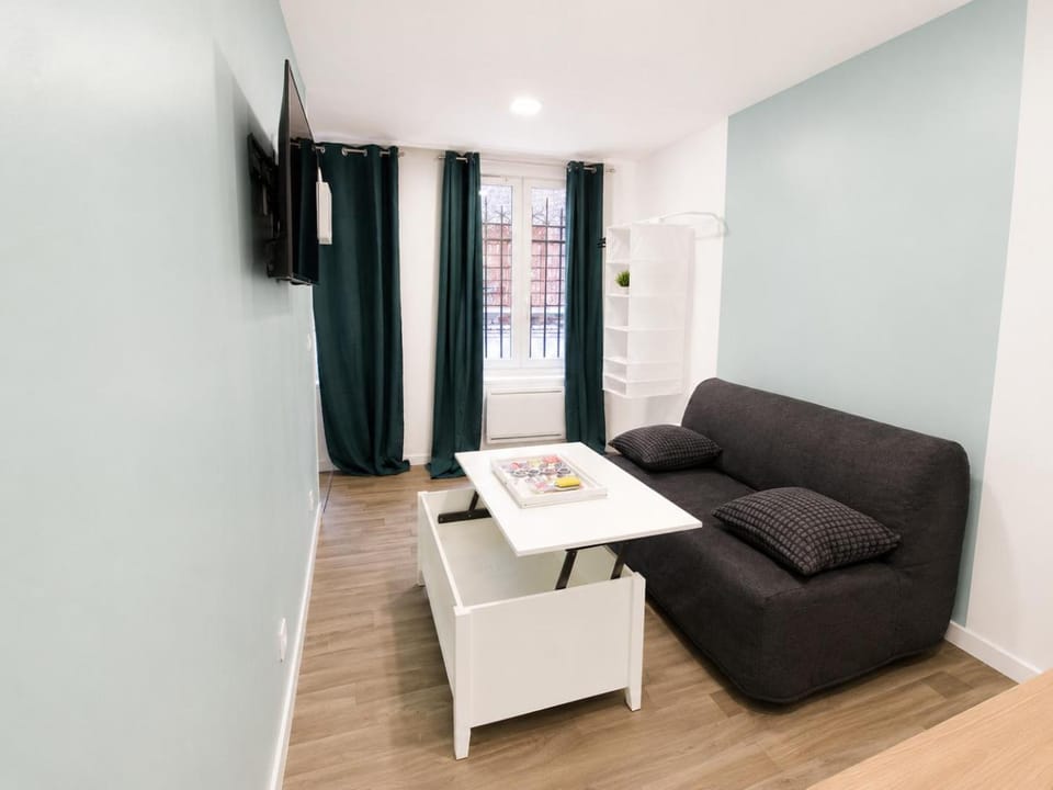 Petit cocon moderne Cuisine équipée TV WIFI Apartment in Hauts-de-France