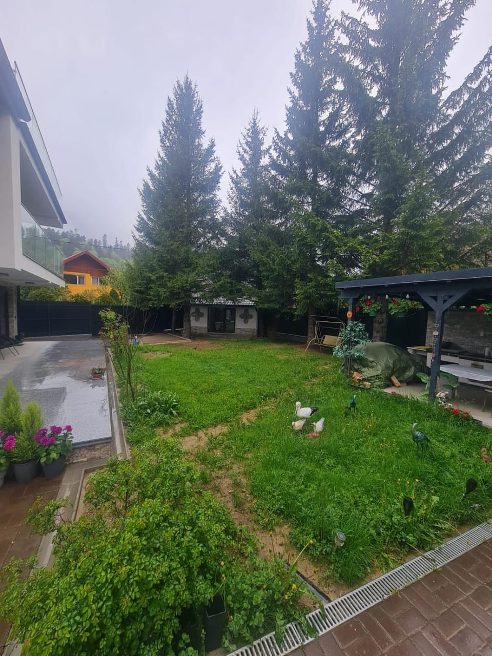 Garden, Garden view