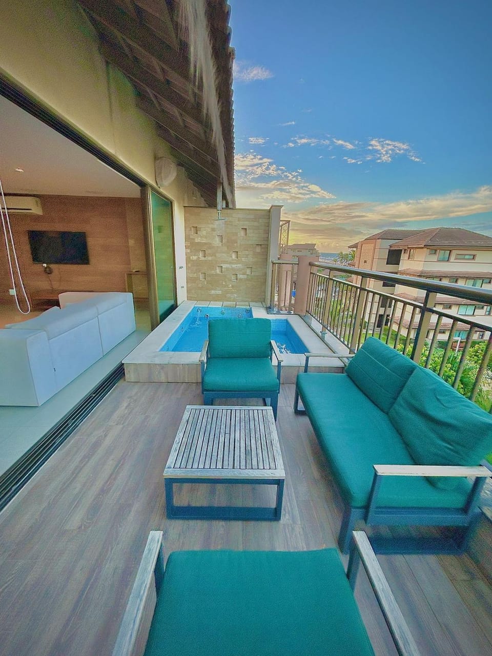 Balcony/Terrace, Swimming pool