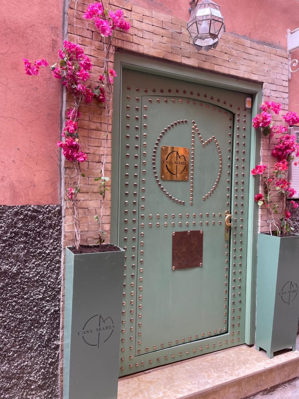 Facade/entrance, Day