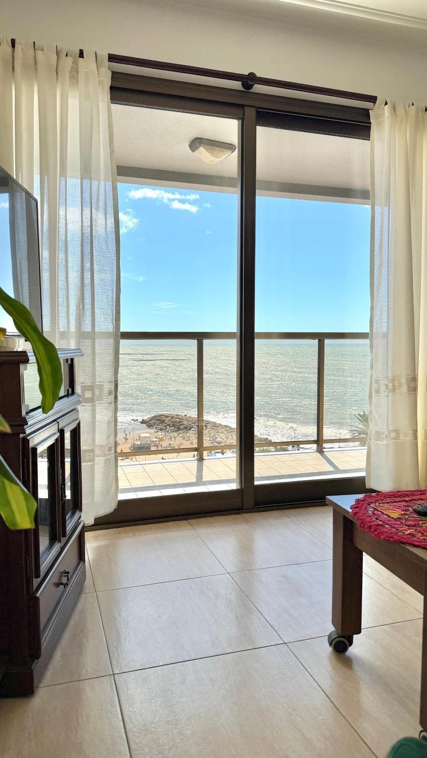 Natural landscape, Living room, Sea view