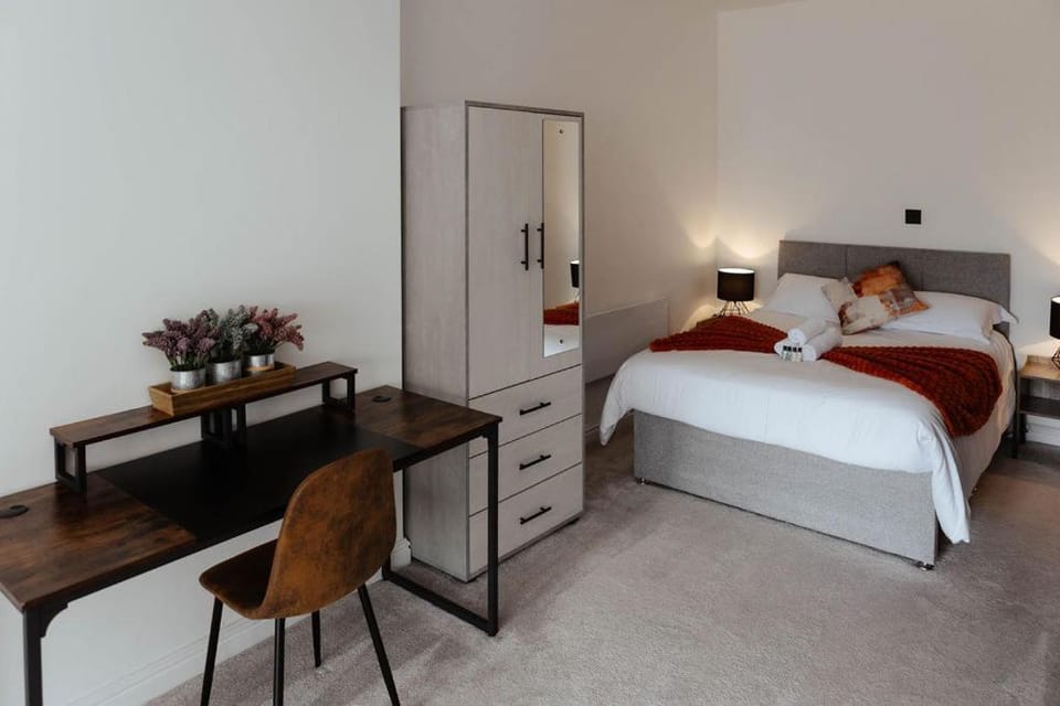 The Spacious Suite by JS Apartments Apartment in Blackburn
