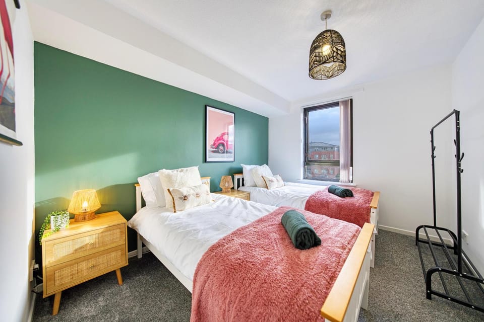 2BR Flat with Free Parking in Central Location Apartment in Glasgow
