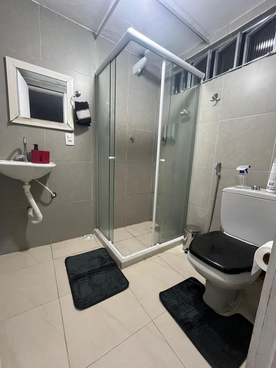 Shower, Toilet, Bathroom