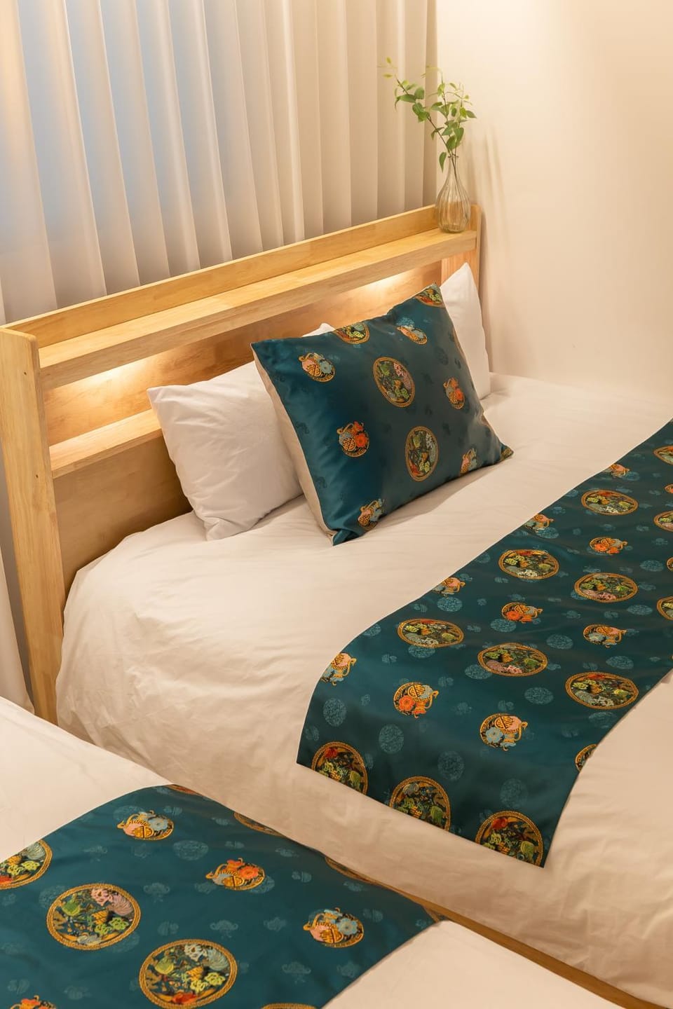 Bed, Bedroom, air conditioner