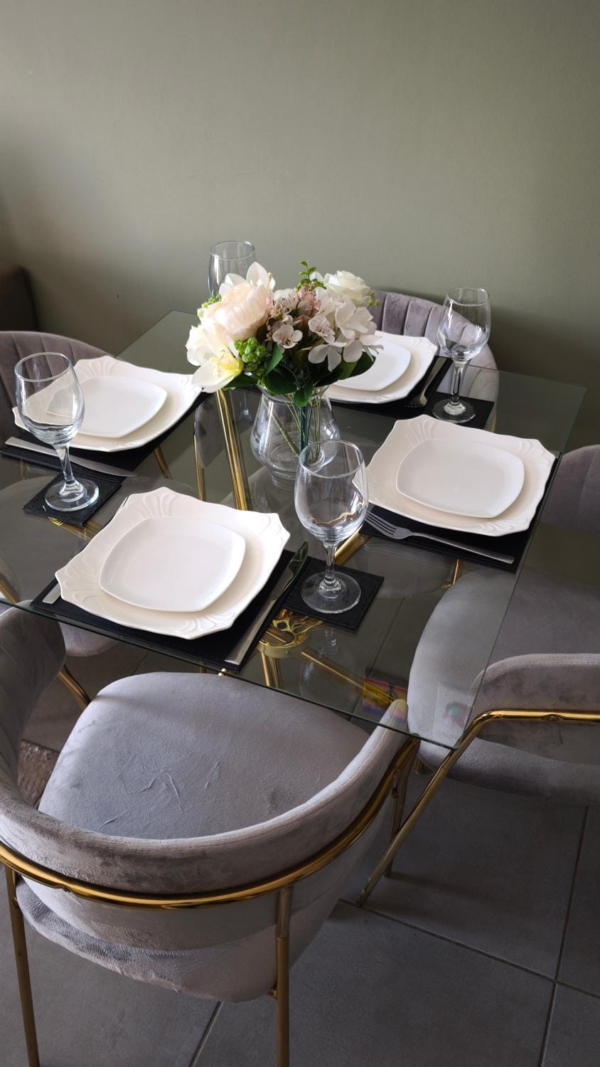 Olive view Retreat Apartment in Sandton