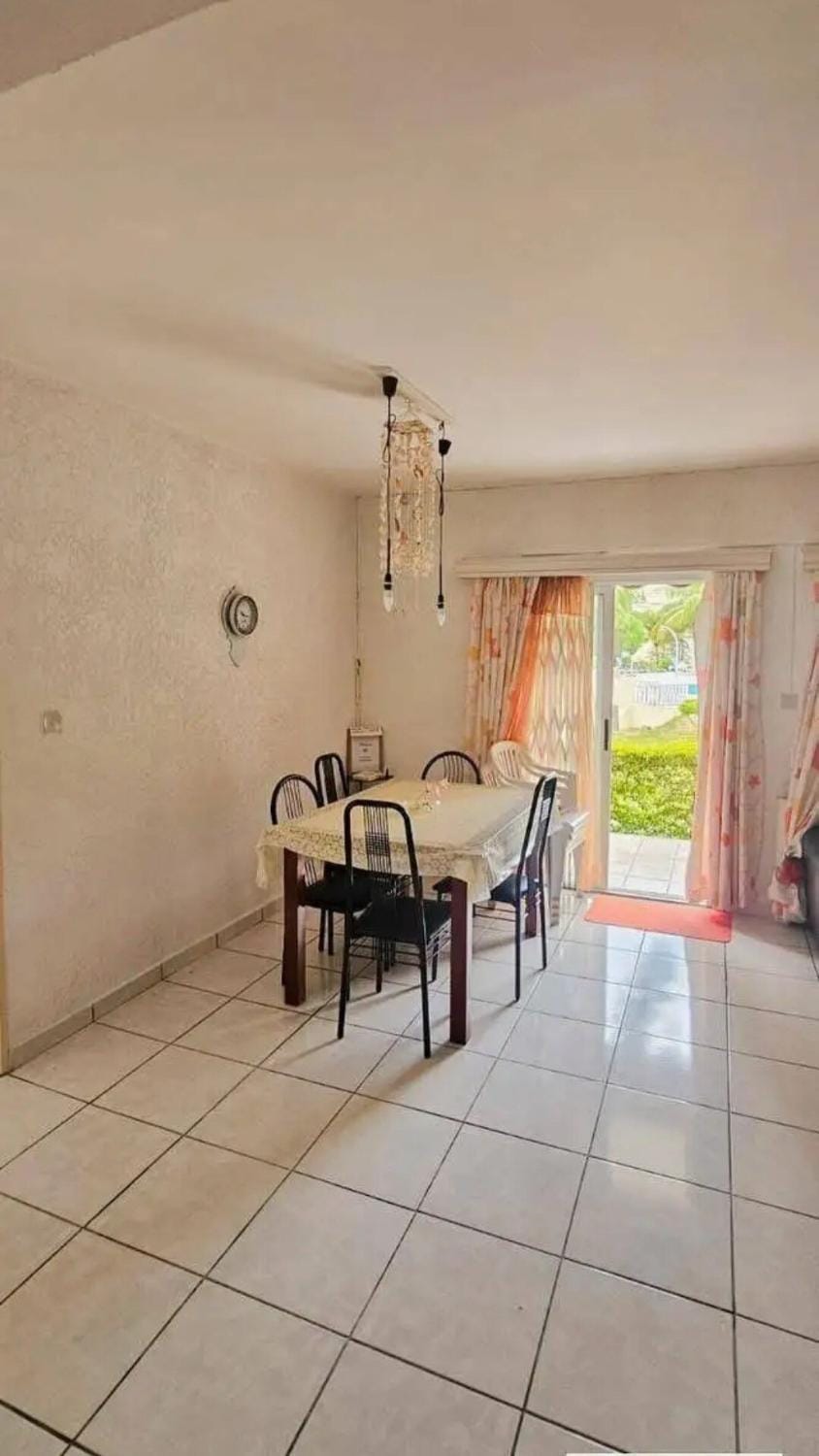 Live 2 relax Apartment in Flic en Flac