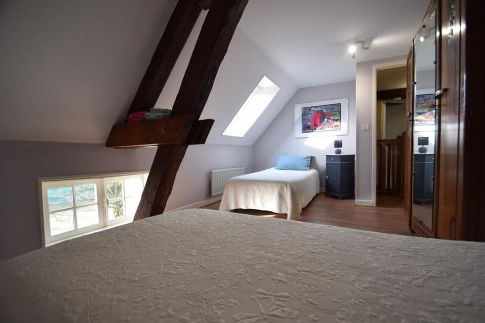 Le jardin caché, maison indépendante classée 3 étoiles House in Bourgogne-Franche-Comté
