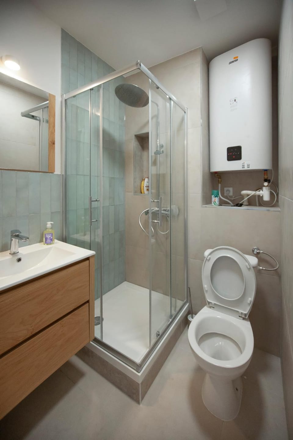 Shower, Toilet, Bathroom