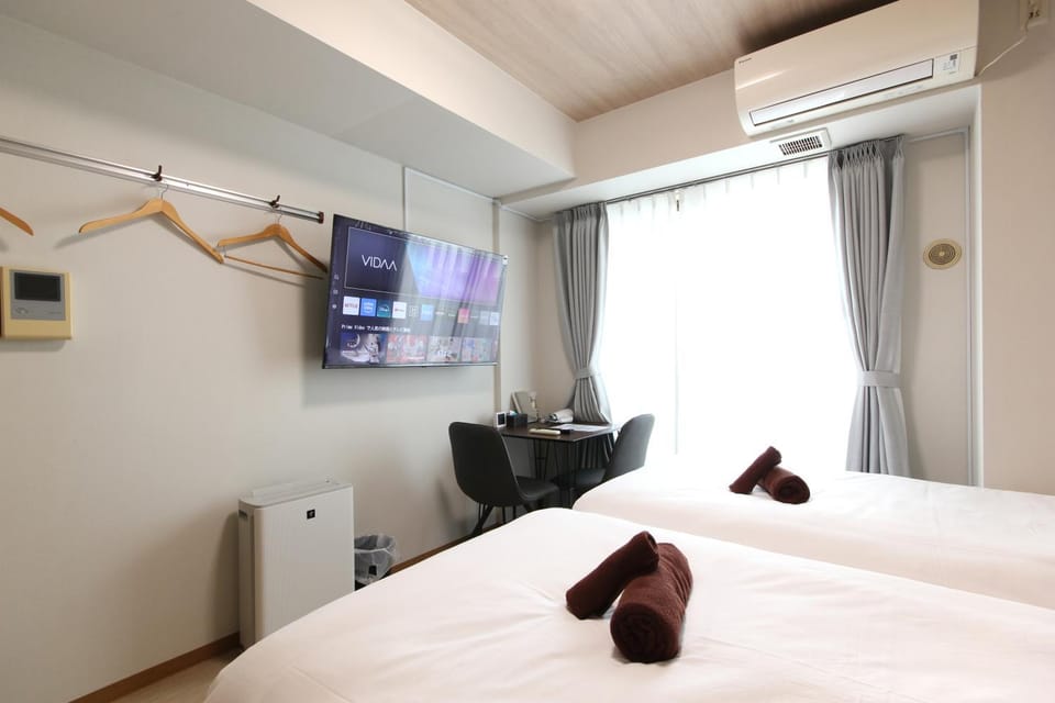 Bed, TV and multimedia, Kitchen or kitchenette, Bedroom