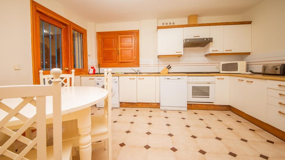 Los Castillos 36 Apartment in Costa del Sol