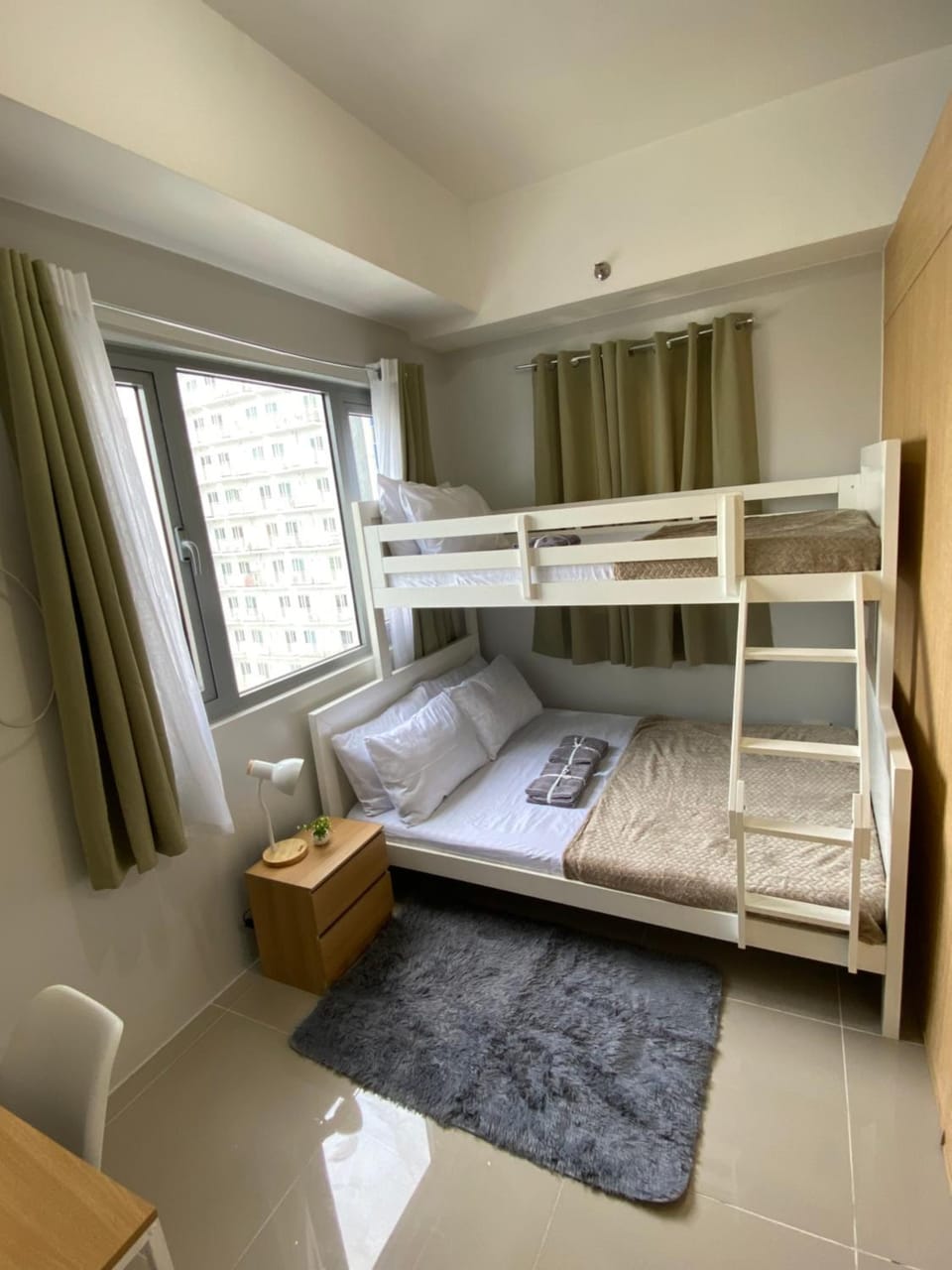 Theodore Alfonzo rental Apartment hotel in Quezon City
