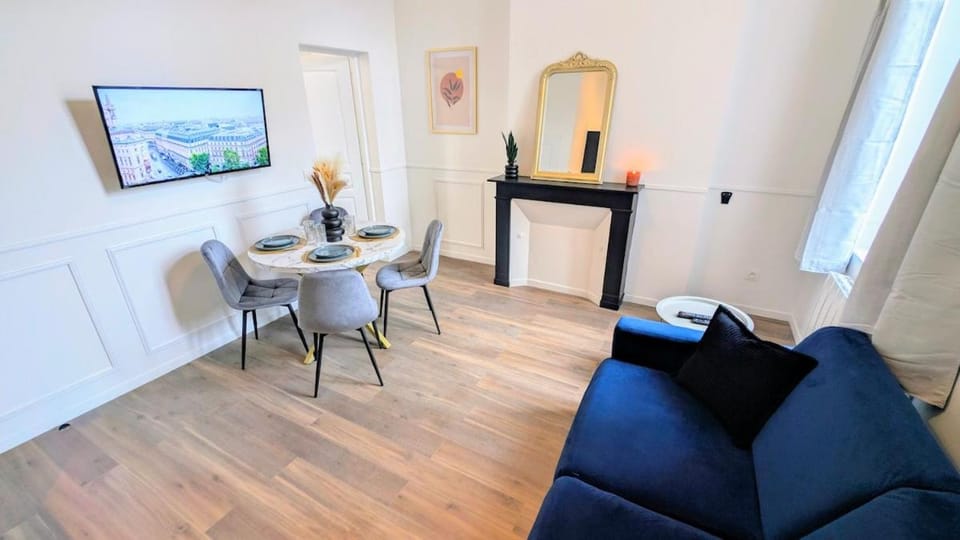 L'haussmannien 1er Étage Apartment in Hauts-de-France